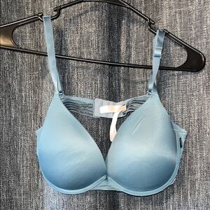 Victoria's Secret Blue Padded T-Shirt Bra